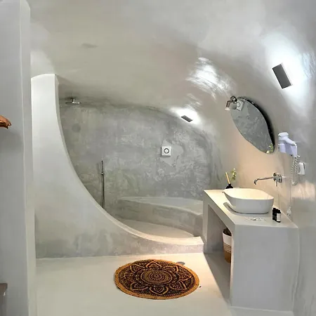 Erice By Easystay * Fira (Santorini)