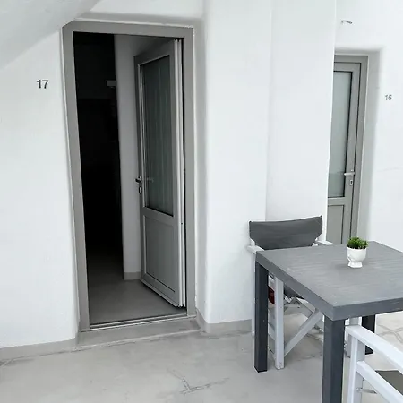 Hotel Erice By Easystay Fira (Santorini)